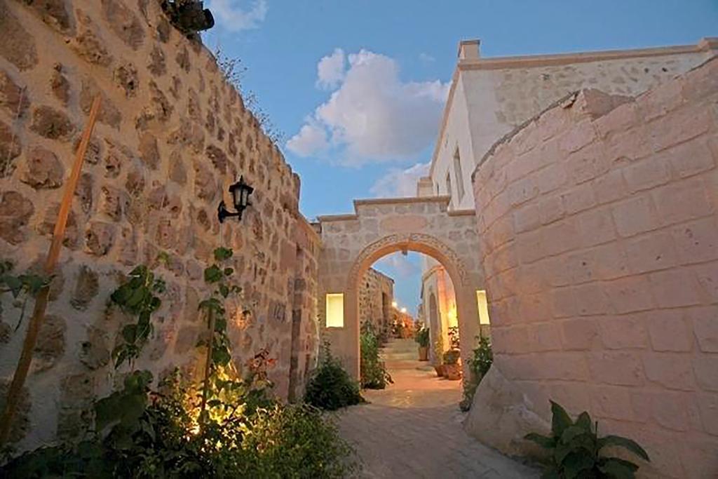 Blue Valley Cave Hotel Ürgüp Exterior photo