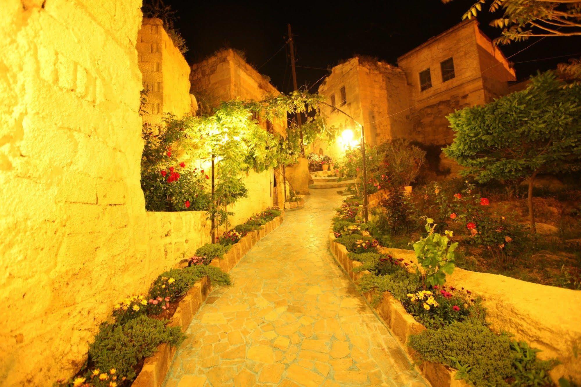 Blue Valley Cave Hotel Ürgüp Exterior photo